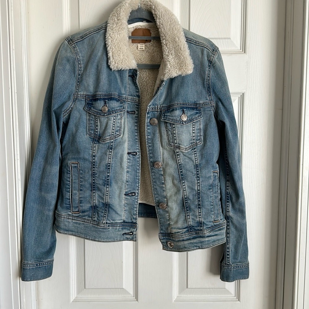 AMERICAN EAGLE Denim Jacket Sz MEDIUM Sherpa Lined